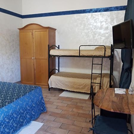 Hotel Il Borgo Dell'Ulivo Trevi Esterno foto