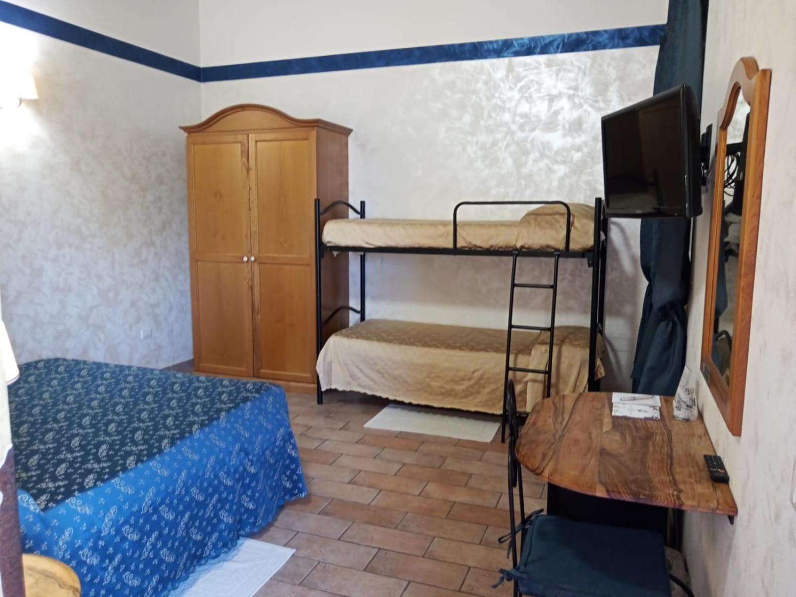 Hotel Il Borgo Dell'Ulivo Trevi Esterno foto