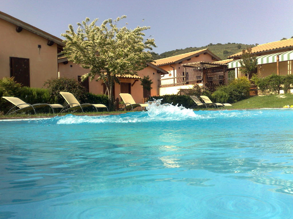 Hotel Il Borgo Dell'Ulivo Trevi Esterno foto
